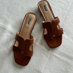 Dune London Smart Slider Sandal in tan